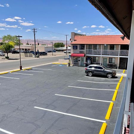 Antelope Canyon Inn Page Bagian luar foto